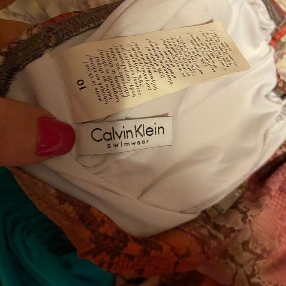 Swimsuit Top 🩱 Calvin Klein Size 10 - Picture 3 of 5